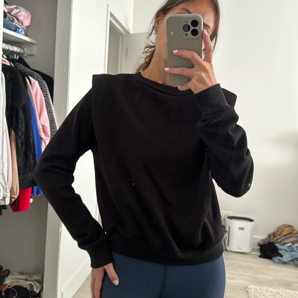 Zara shoulder padded black sweatshirt!